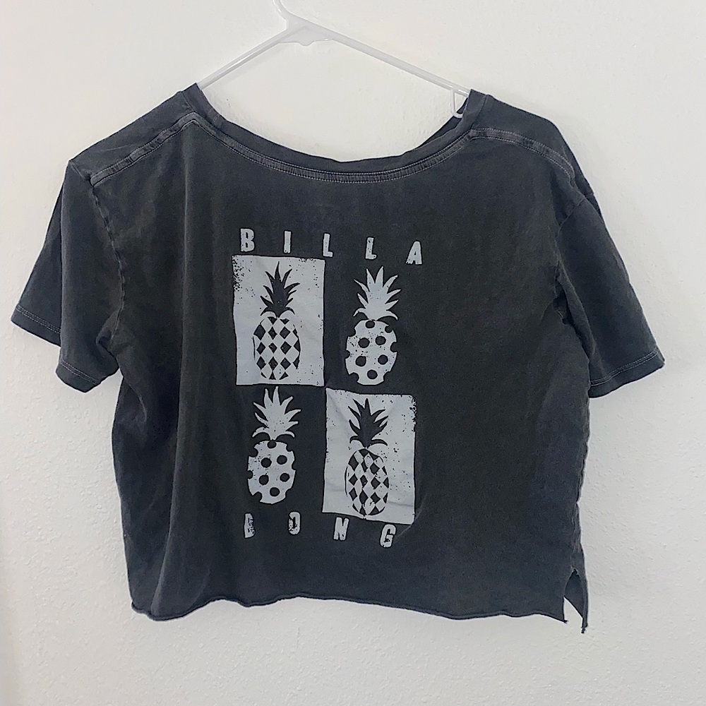 Women’s Billabong Cropped Tee (medium)